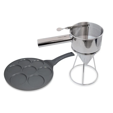 Lot Poêle 7 Blinis Et Entonnoir à Piston 1 Lot Poêle 7 Blinis Et Entonnoir à Piston